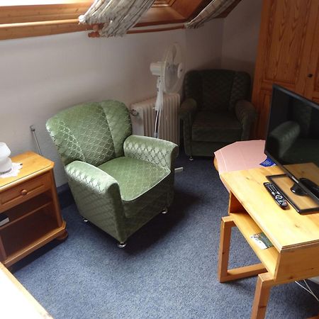 Hotel-Pension Stoeber Jever Extérieur photo