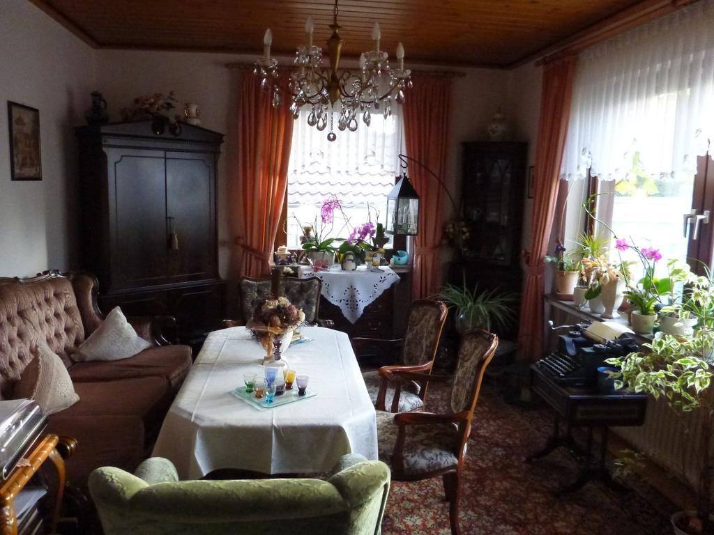 Hotel-Pension Stoeber Jever Extérieur photo